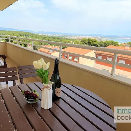 ático , Con Piscina , Barbacoa Y Parking Apartamento