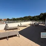 Atico , Con Piscina , Barbacoa Y Parking