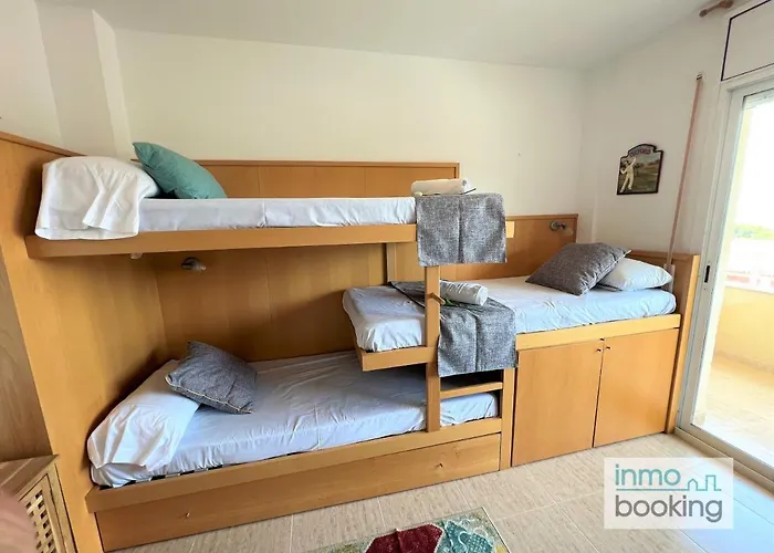 Atico , Con Piscina , Barbacoa Y Parking *