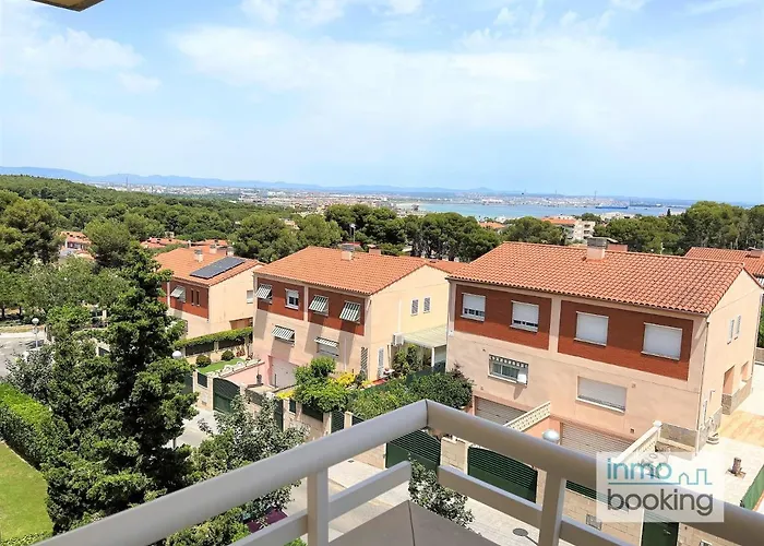 Atico , Con Piscina , Barbacoa Y Parking *