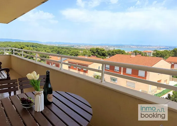 Atico , Con Piscina , Barbacoa Y Parking * Salou